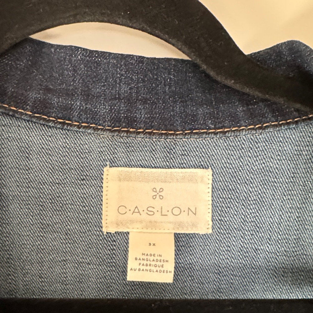 Caslon 3x Dark Blue Jean Jacket with great style & stretch! - Picture 2 of 7